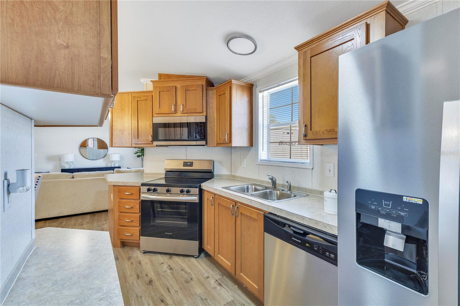 Image 13 of 27 For 11 Holly Drive