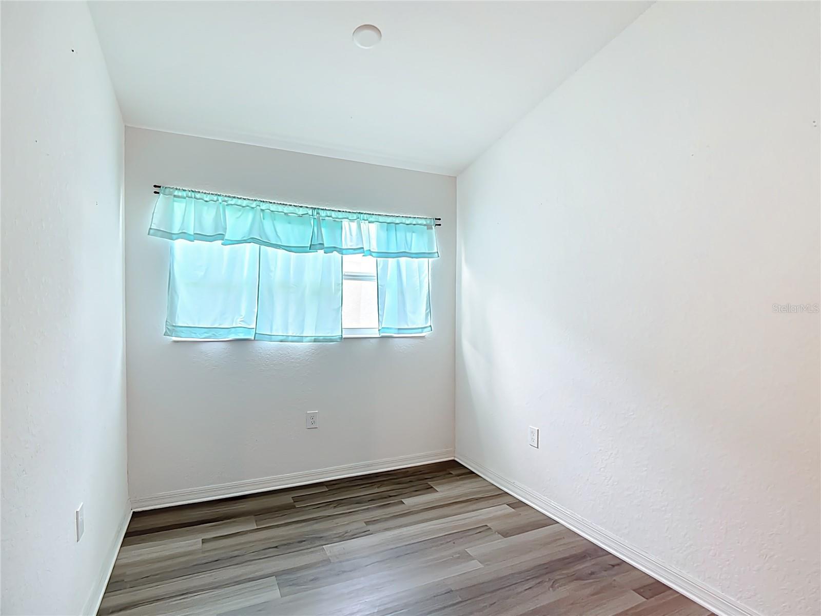 Image 10 of 44 For 8107 Campbell Crossing Circle