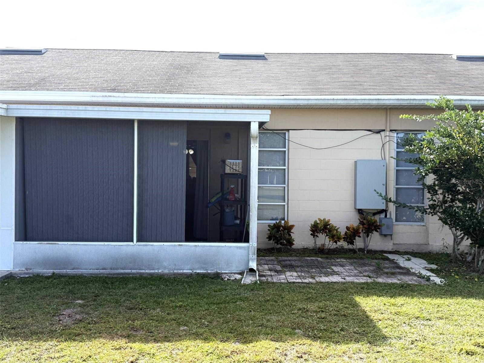 Image 12 of 27 For 3013 Club Circle