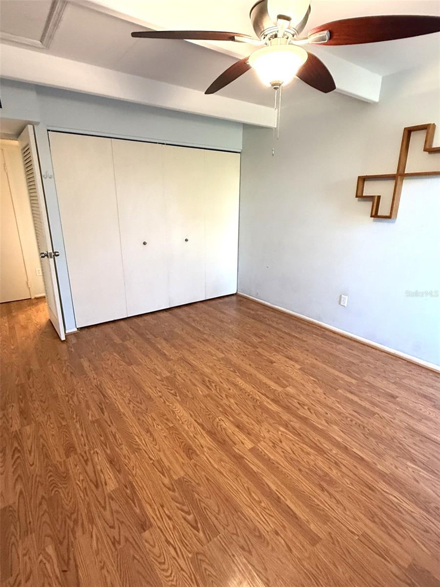 Image 8 of 27 For 3013 Club Circle