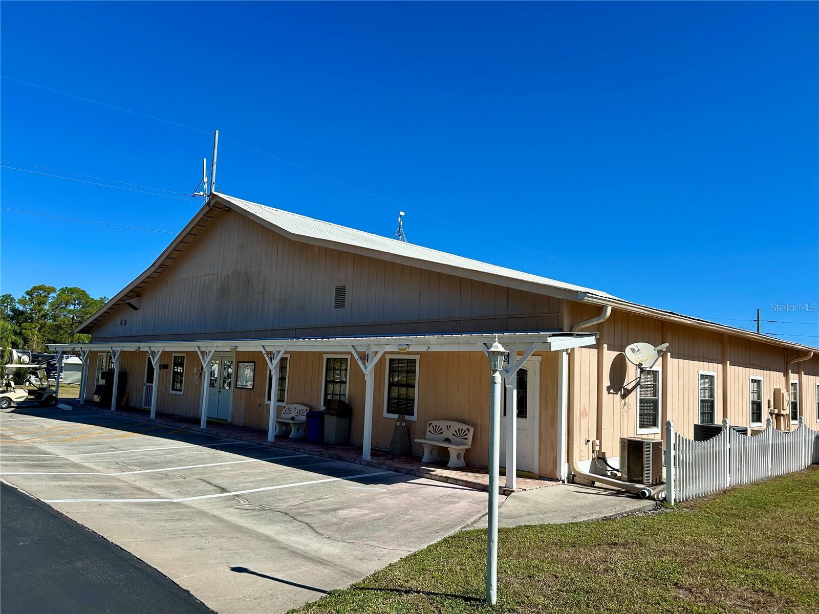 Image 10 of 12 For 2920 Fairway Drive