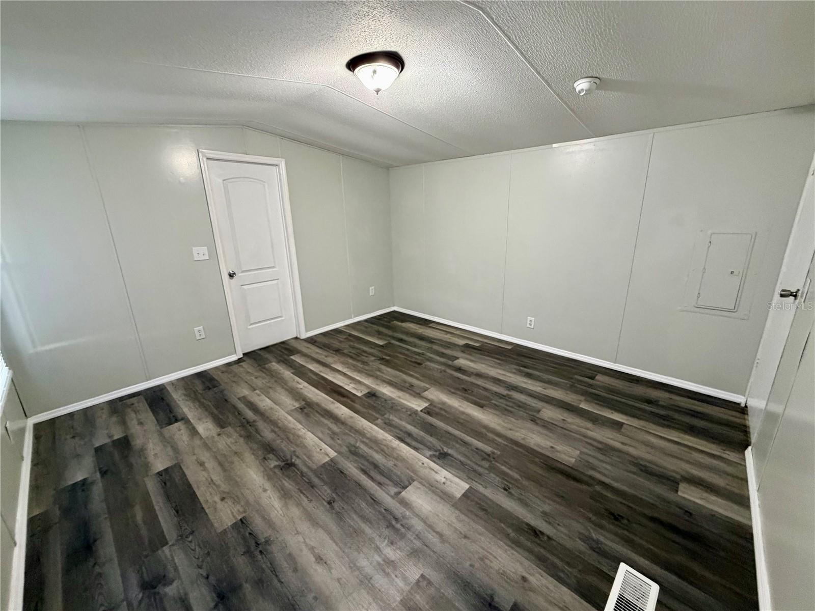 Image 21 of 29 For 4447 Tammy Lee Lane