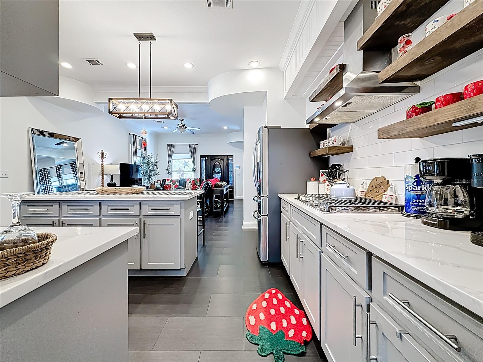 Image 20 of 96 For 902 Baker Street