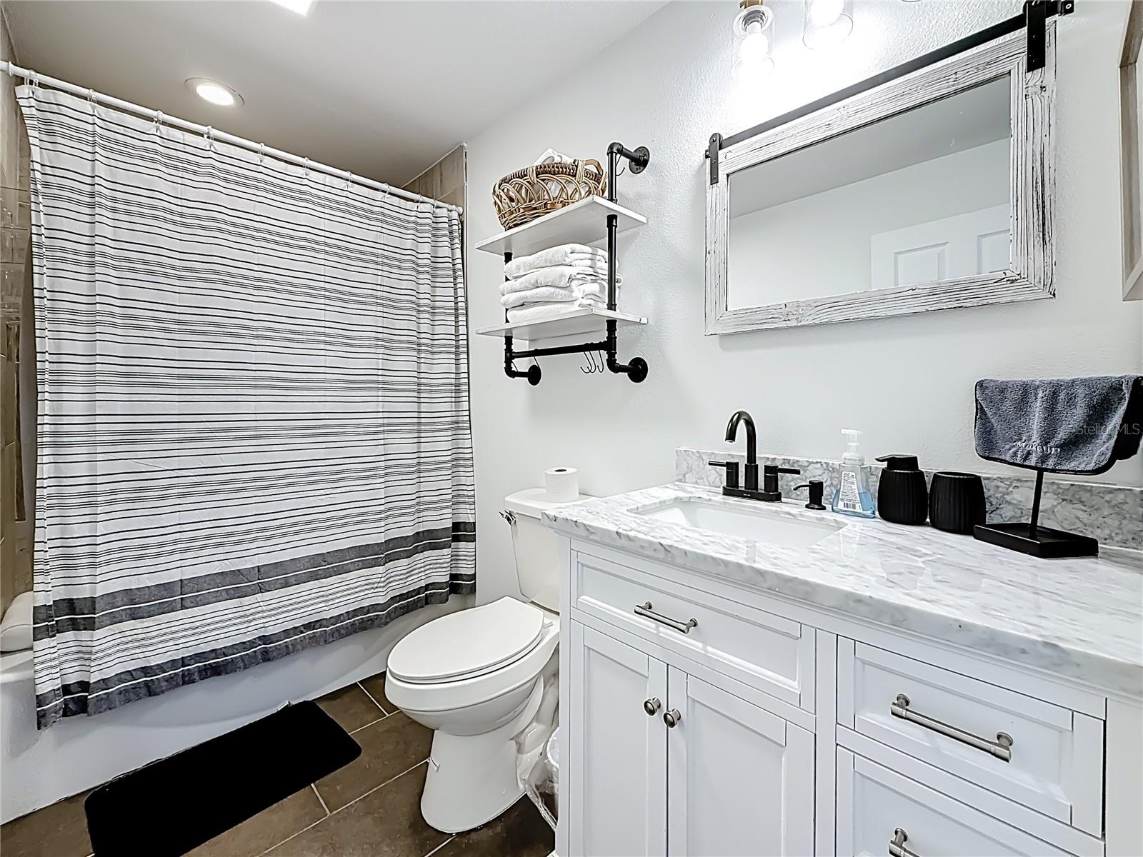 Image 39 of 96 For 902 Baker Street