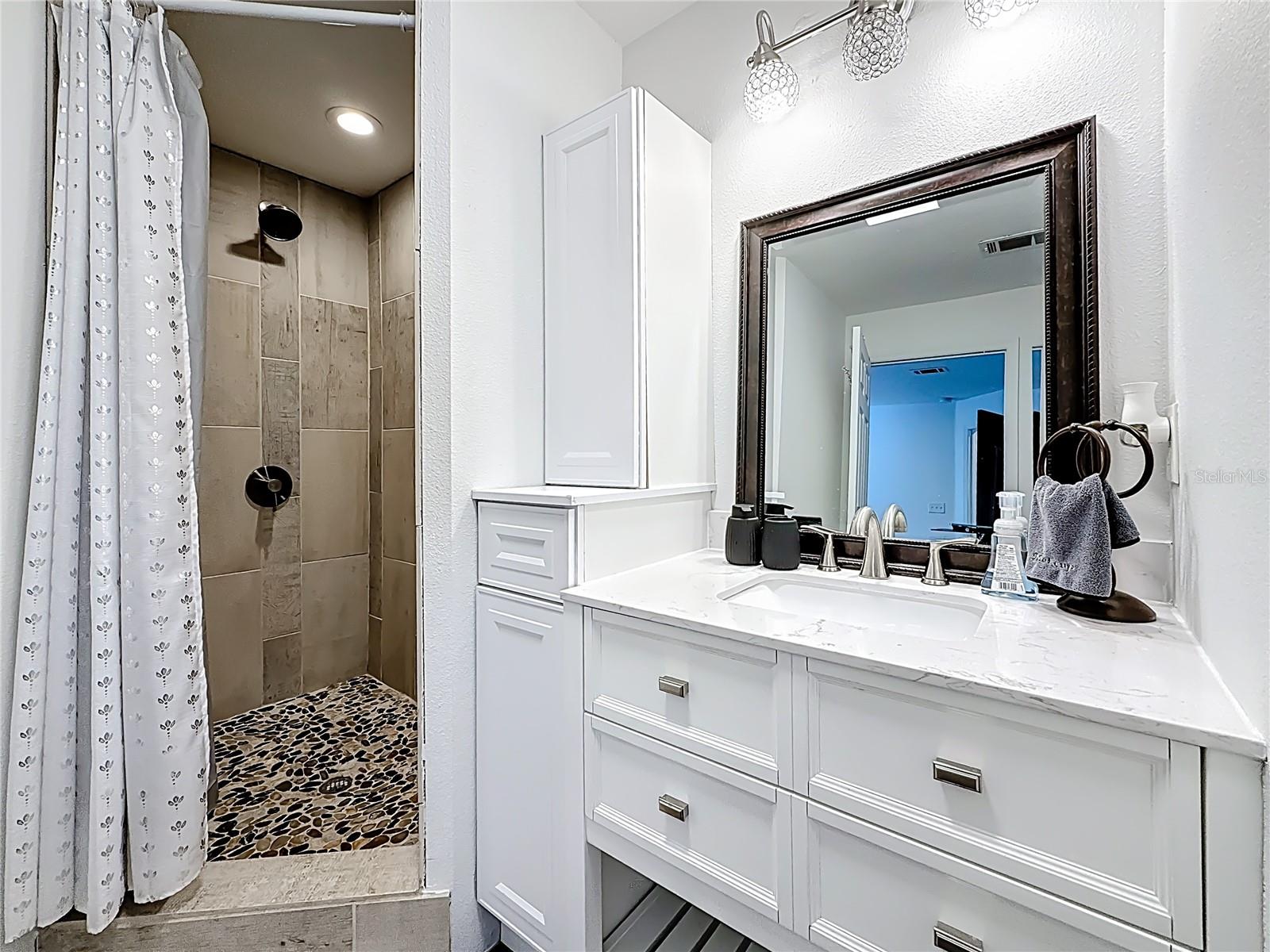 Image 46 of 96 For 902 Baker Street