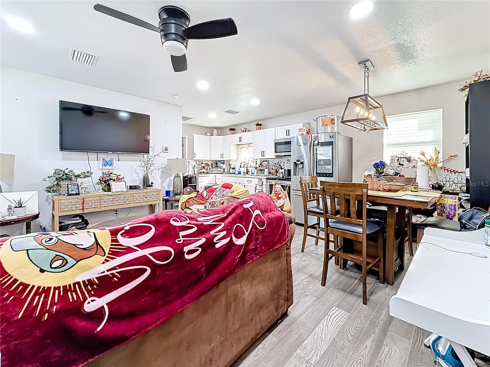 Image 69 of 96 For 902 Baker Street