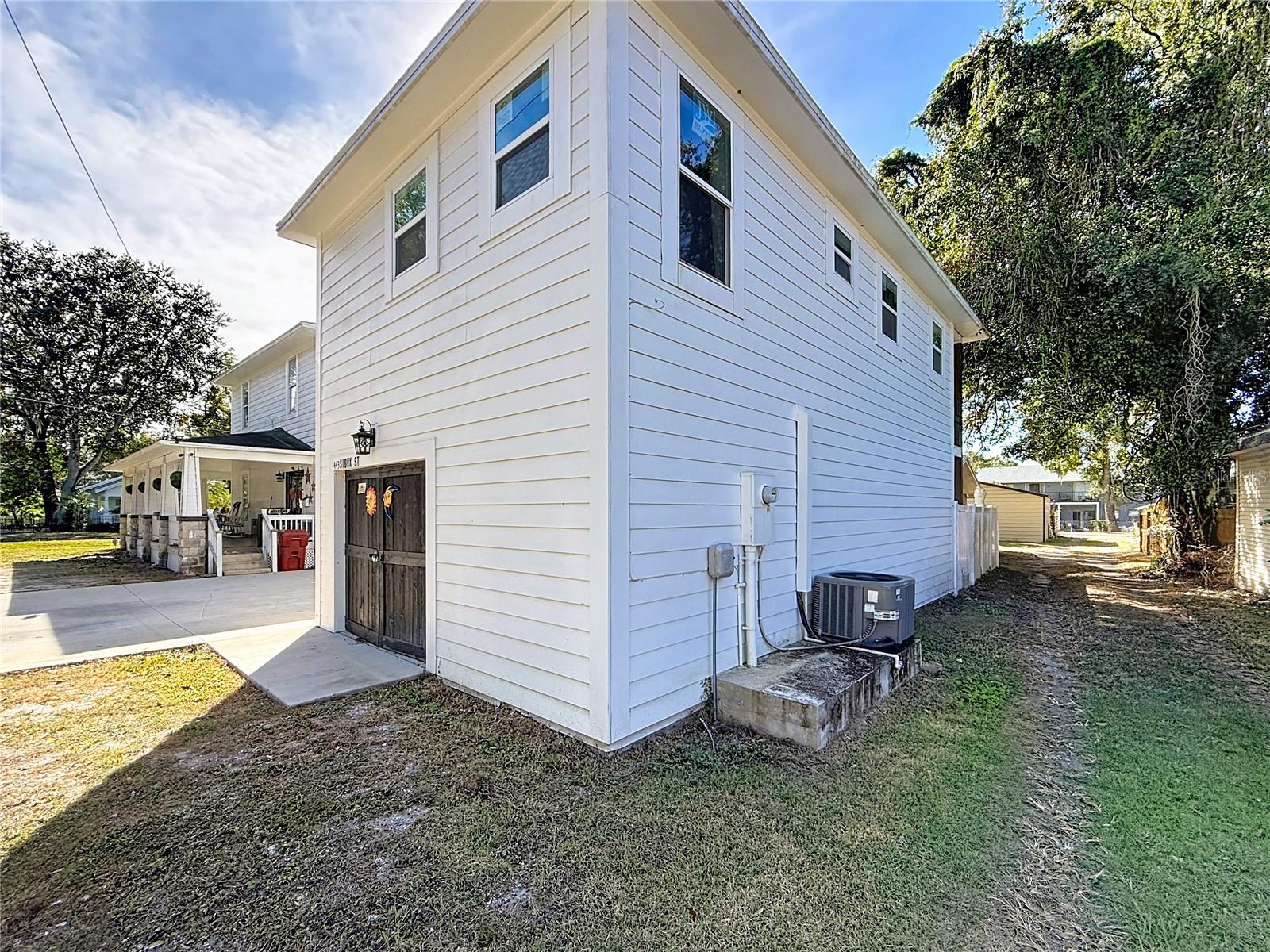 Image 87 of 96 For 902 Baker Street