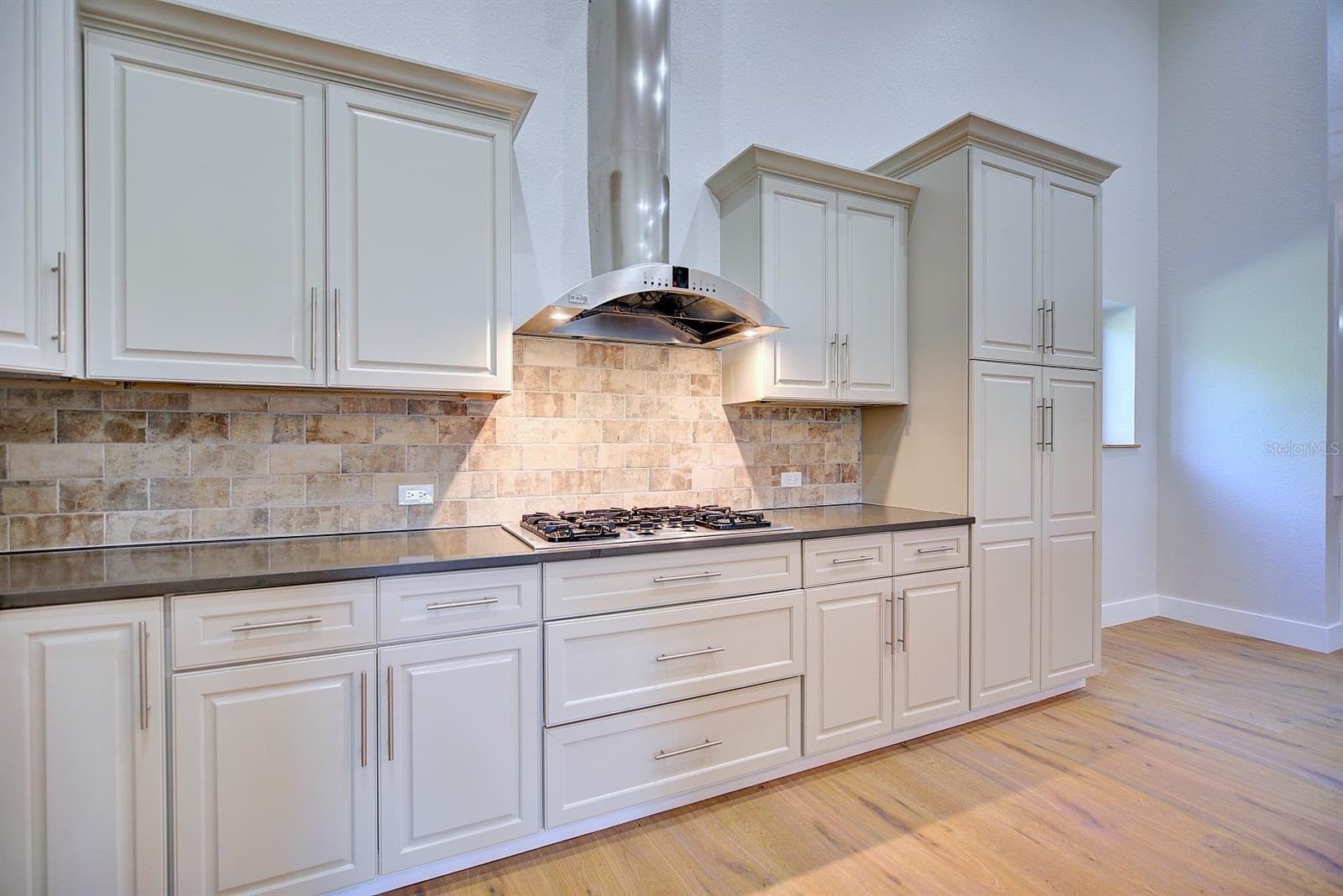 Image 11 of 35 For 9620 Payne Road