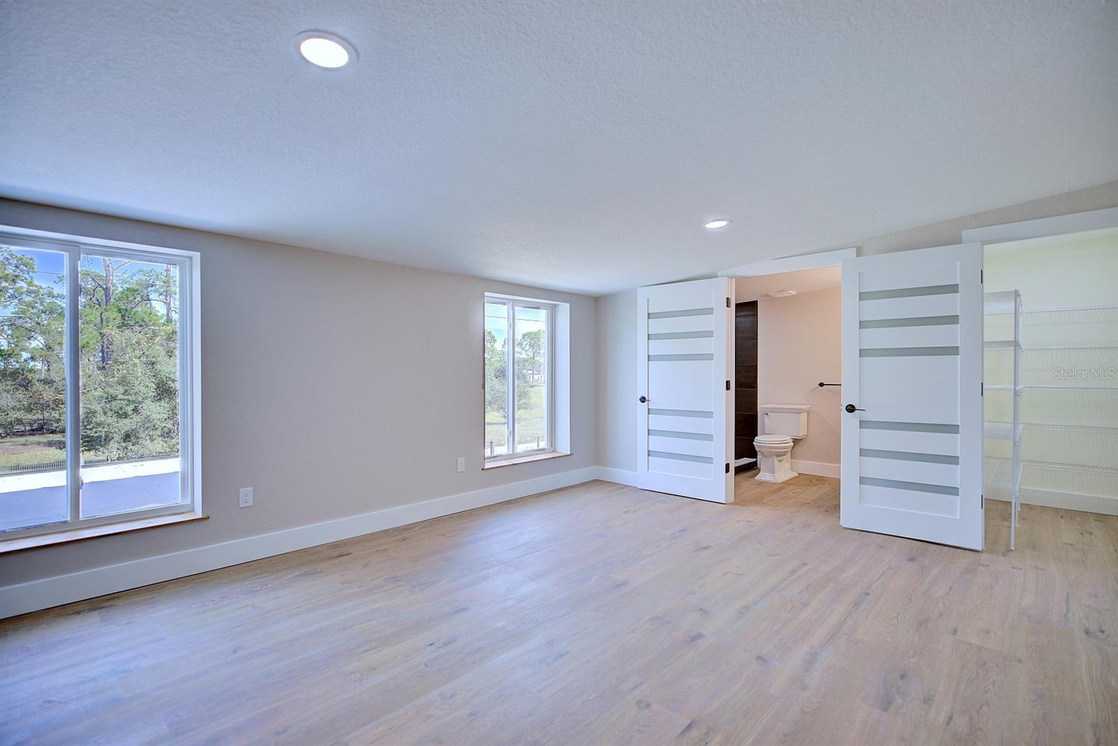 Image 18 of 35 For 9620 Payne Road