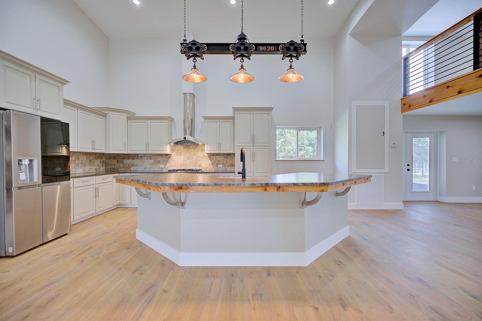 Image 7 of 35 For 9620 Payne Road