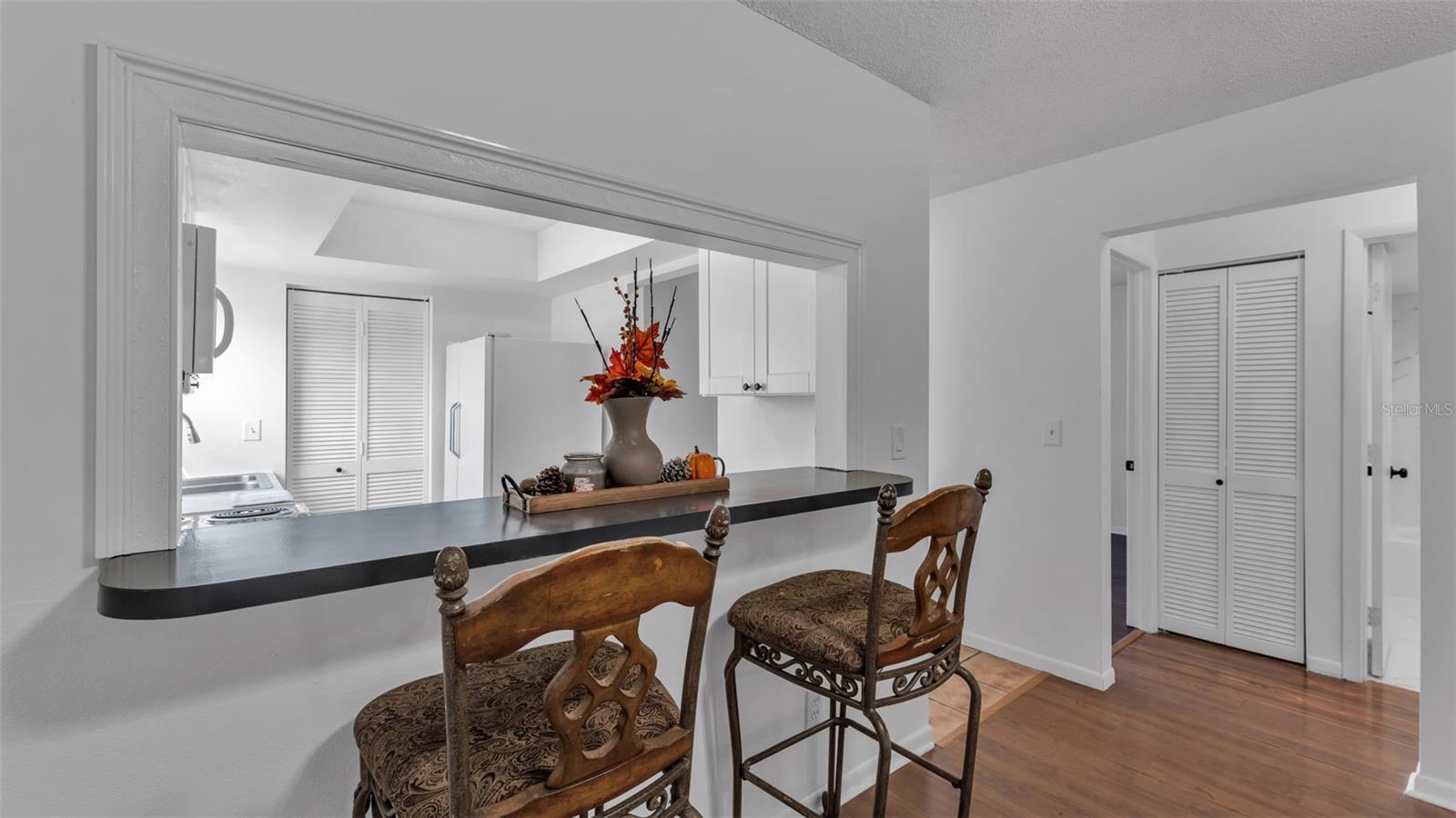 Image 5 of 43 For 2025 Sylvester Road Q2