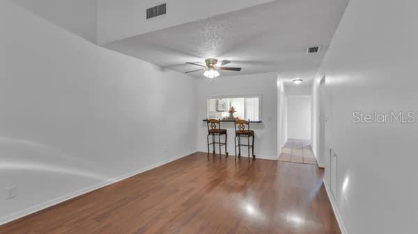 Image 6 of 43 For 2025 Sylvester Road Q2