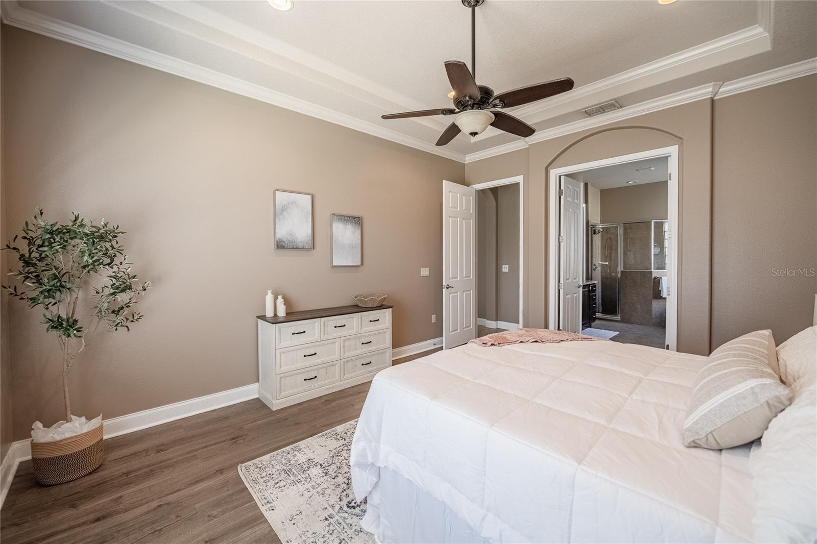 Image 19 of 42 For 1044 Stoney Creek Drive