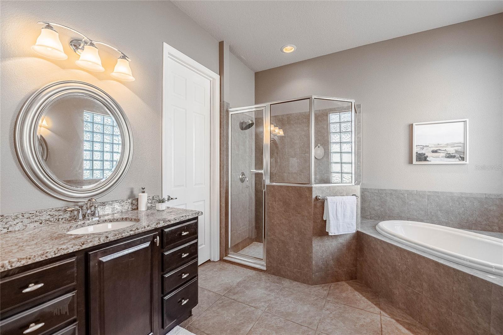 Image 21 of 42 For 1044 Stoney Creek Drive