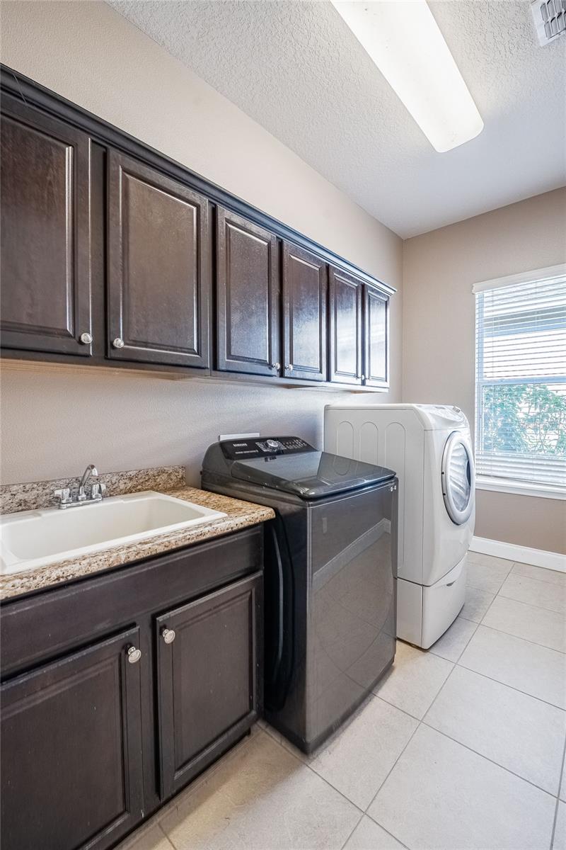 Image 31 of 42 For 1044 Stoney Creek Drive