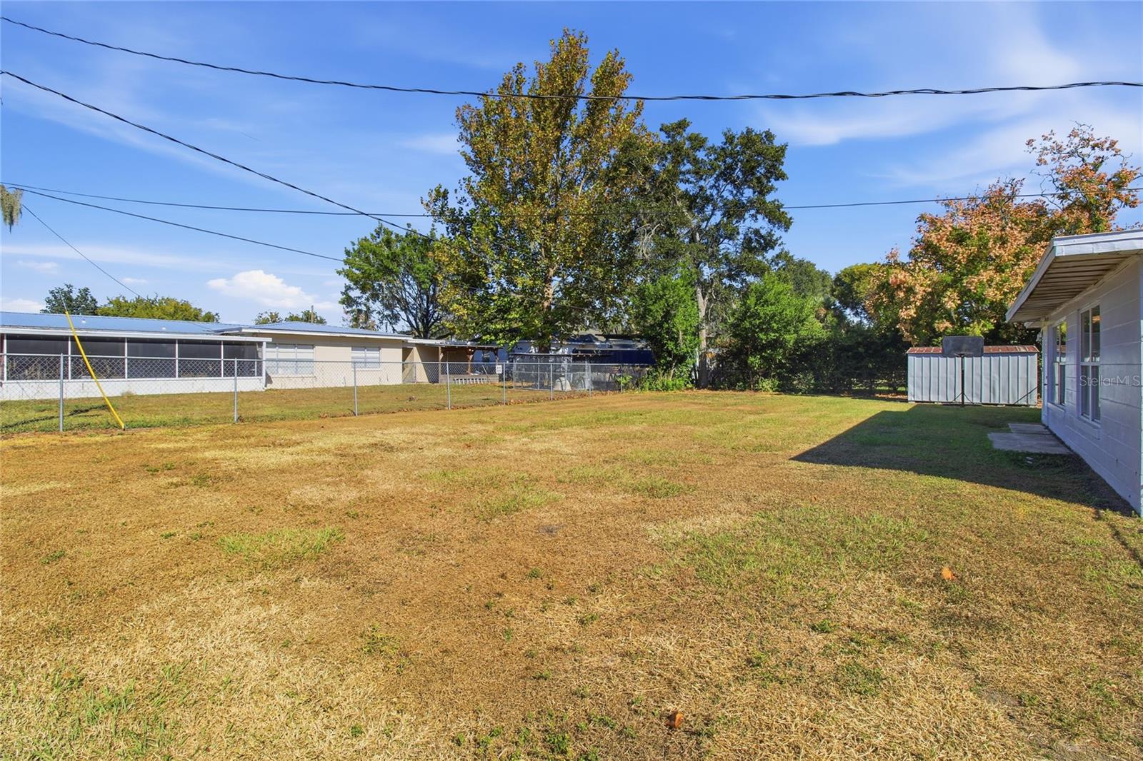 Image 29 of 34 For 490 Washingtonia Court