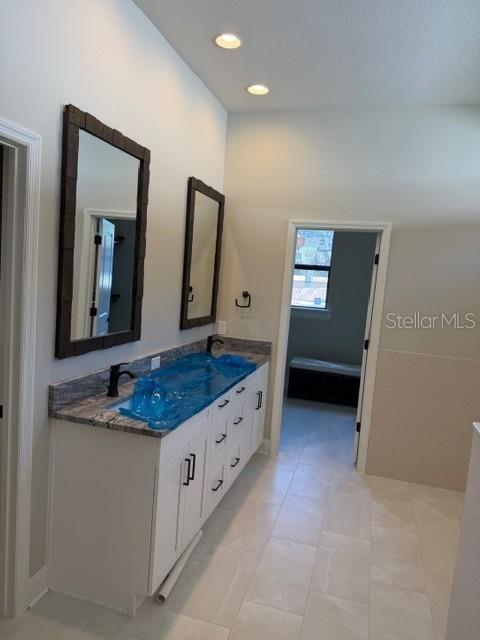 Image 14 of 24 For 4256 Haven Lake Court