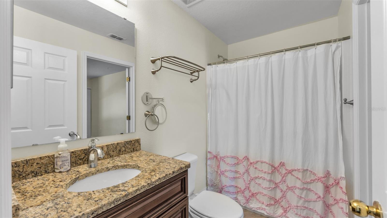 Image 22 of 62 For 1456 Shorewood Drive