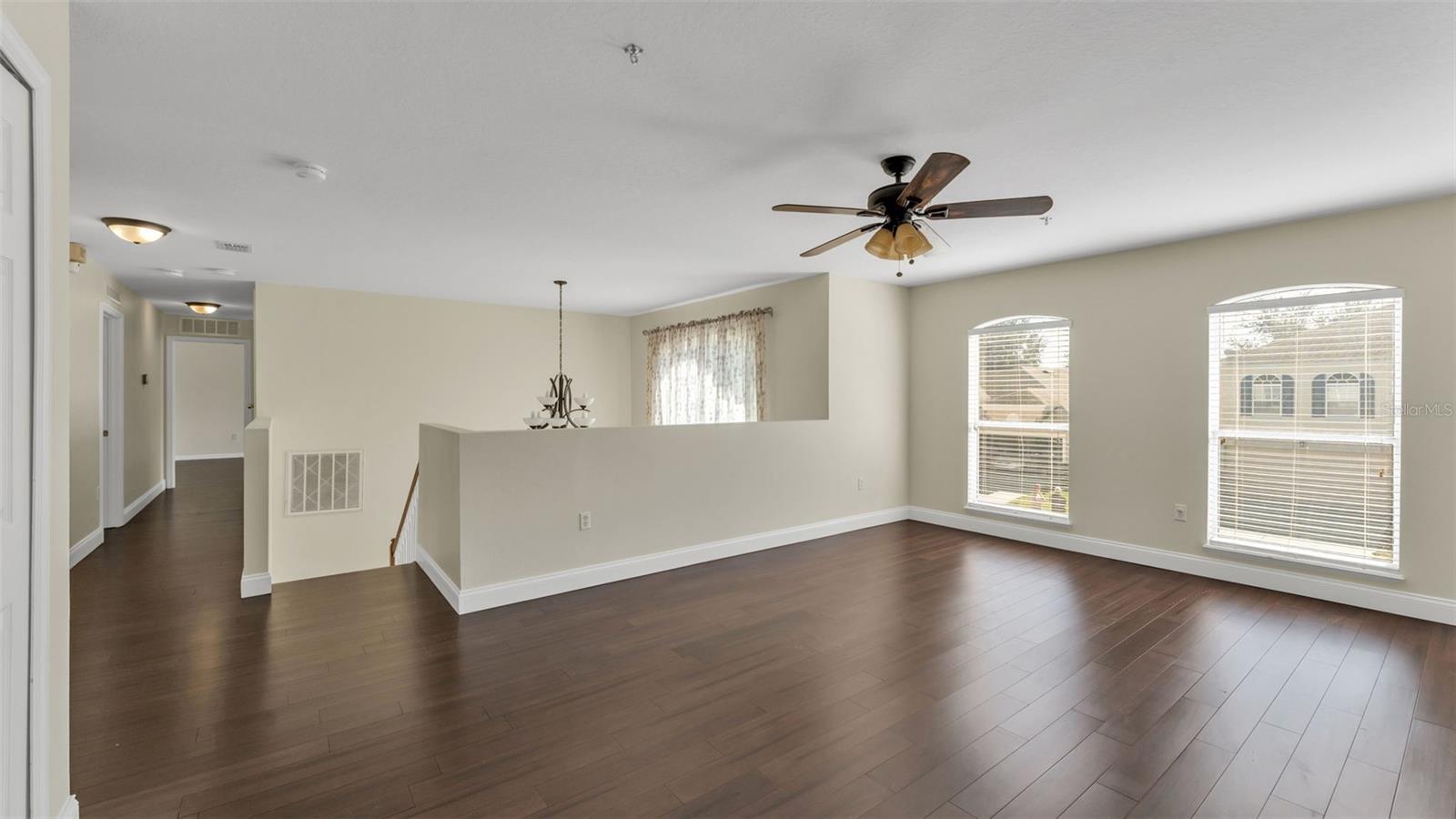 Image 25 of 62 For 1456 Shorewood Drive