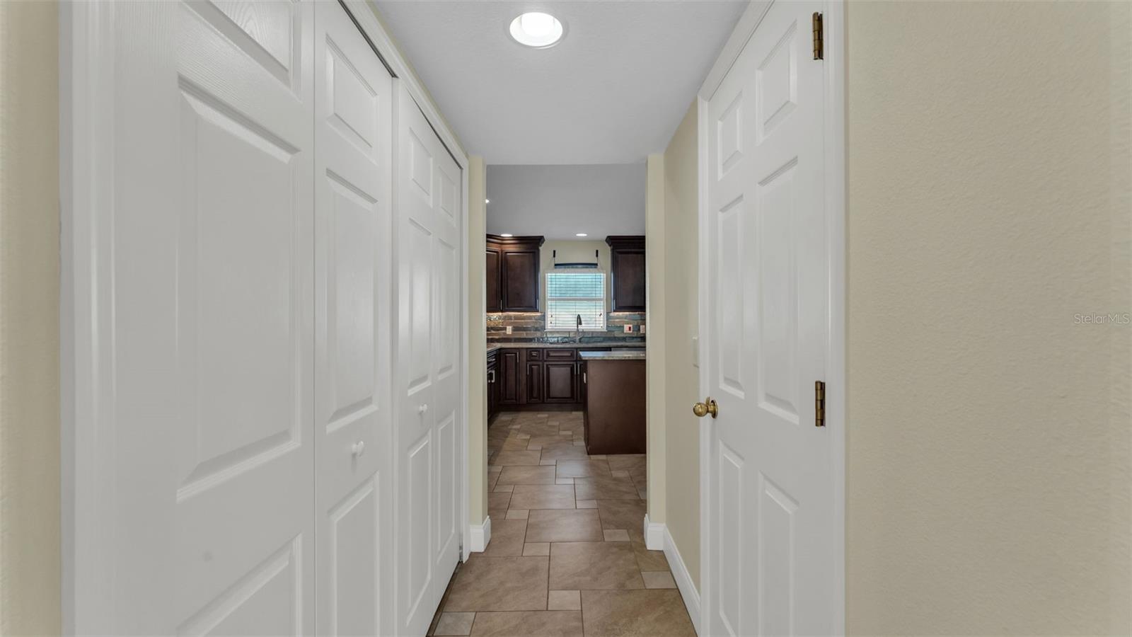 Image 36 of 62 For 1456 Shorewood Drive