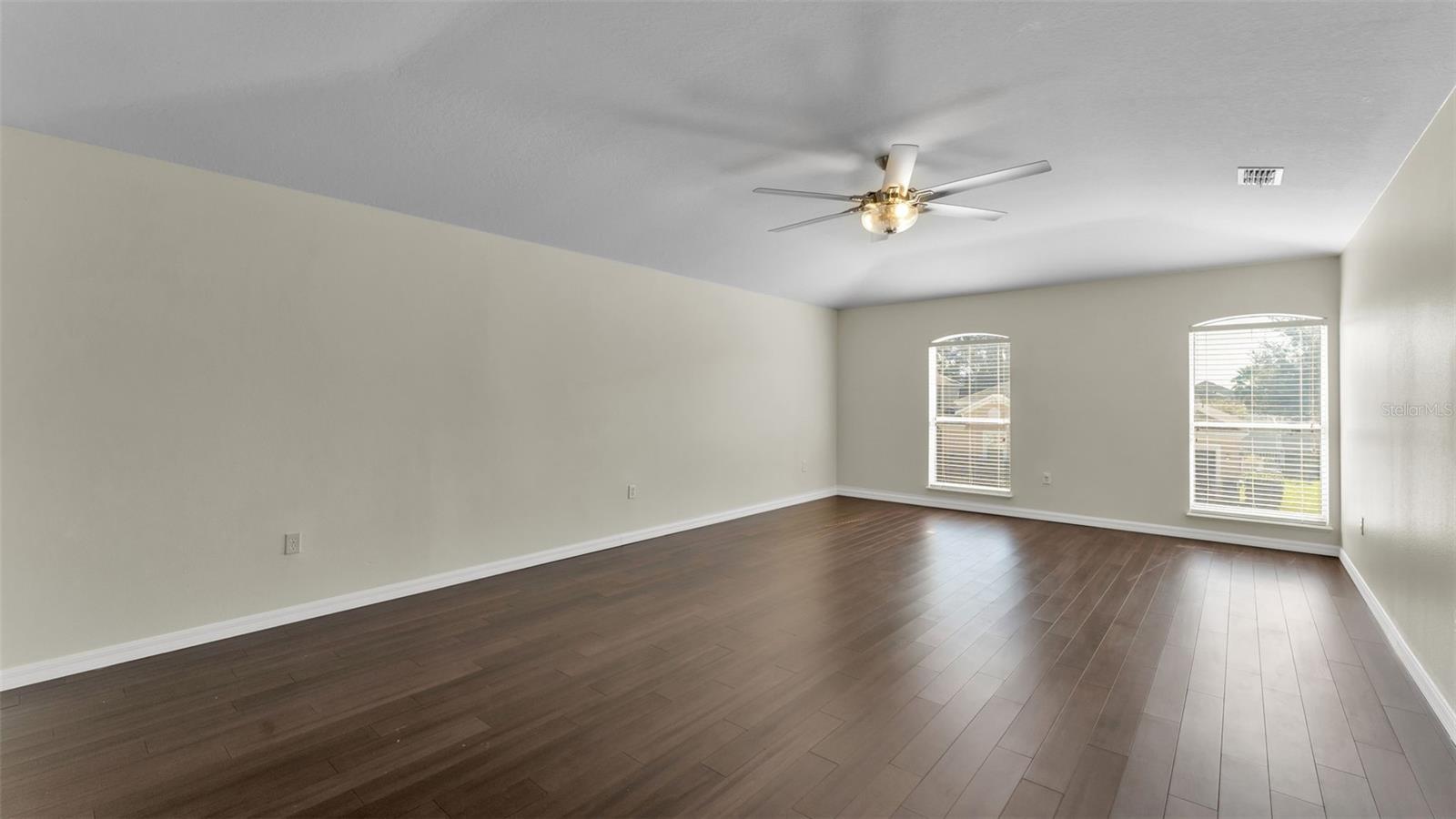 Image 40 of 62 For 1456 Shorewood Drive