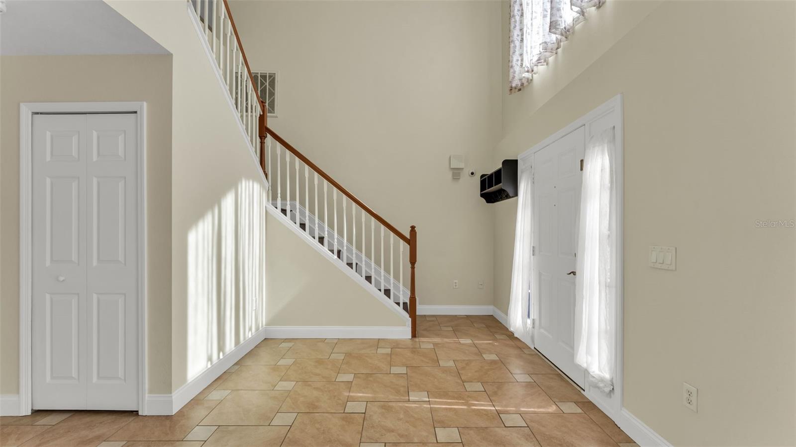 Image 49 of 62 For 1456 Shorewood Drive