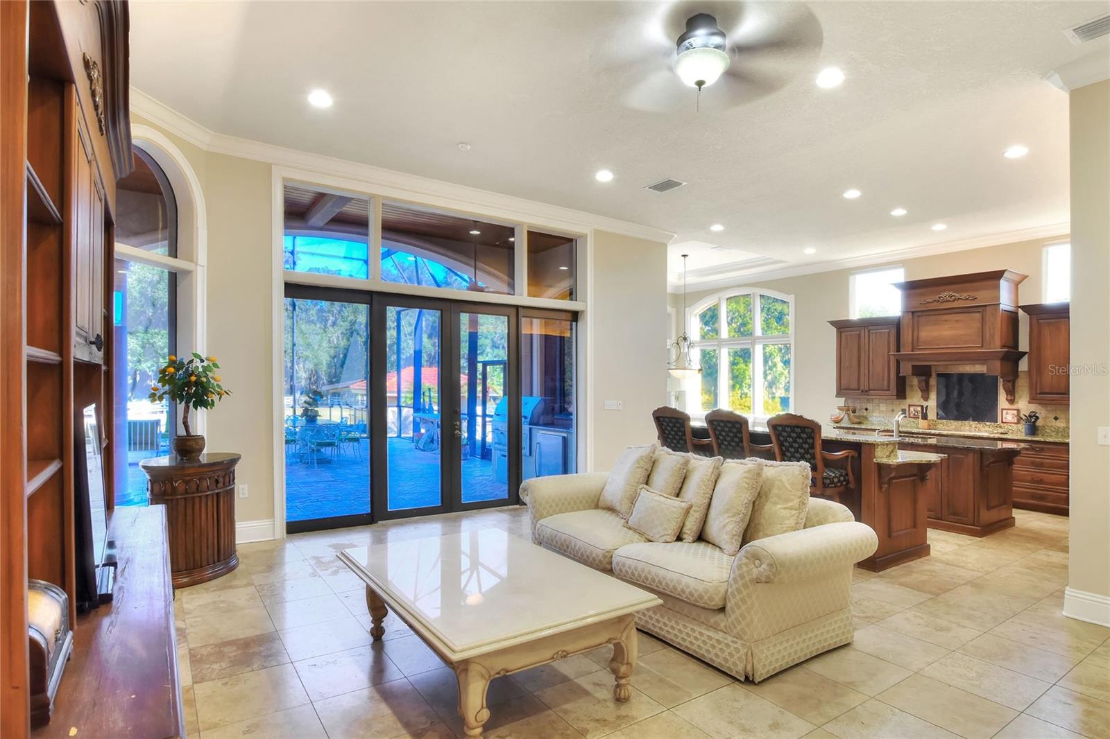 Image 18 of 92 For 4215 S B Merrion Road