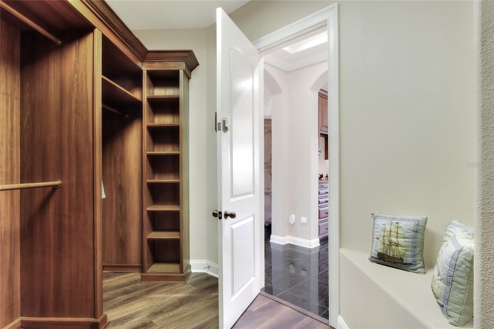 Image 34 of 92 For 4215 S B Merrion Road