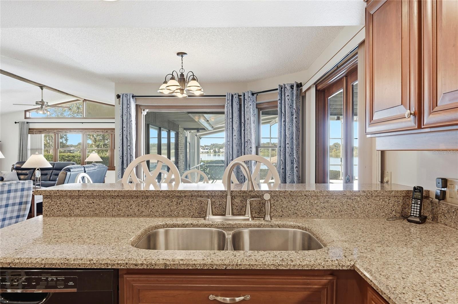 Image 19 of 64 For 157 Lake Roy Drive