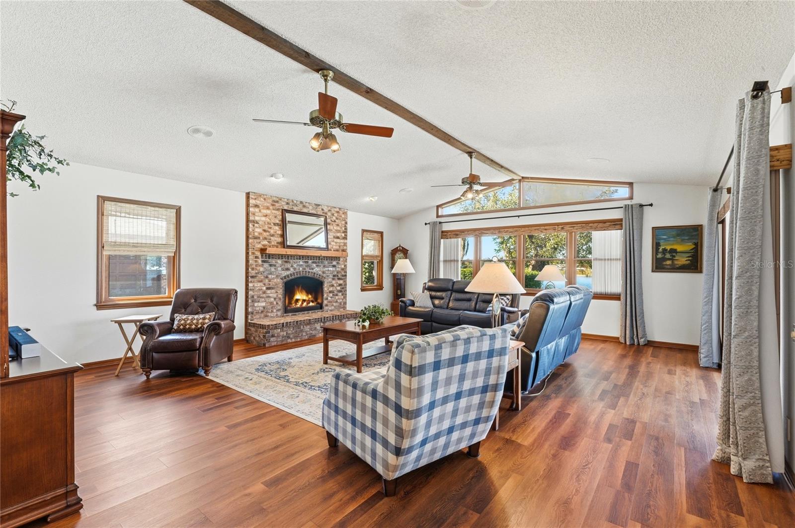 Image 23 of 64 For 157 Lake Roy Drive