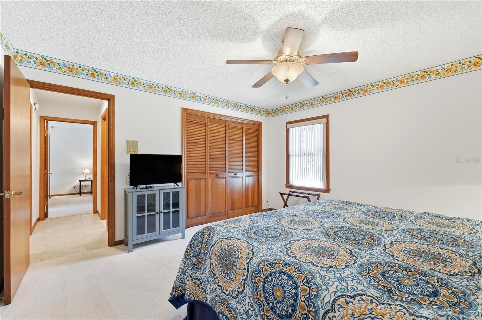 Image 35 of 64 For 157 Lake Roy Drive