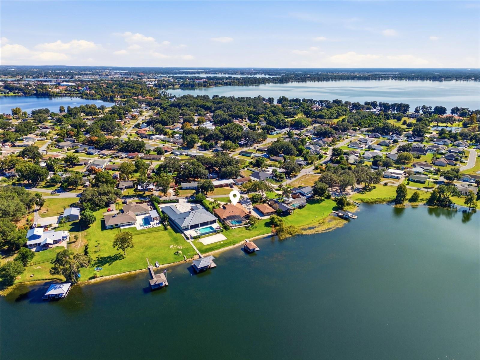 Image 4 of 64 For 157 Lake Roy Drive