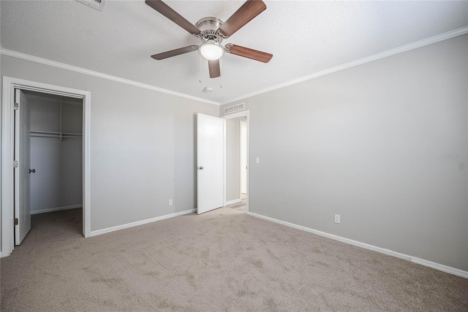 Image 11 of 16 For 9 Candlelight Loop