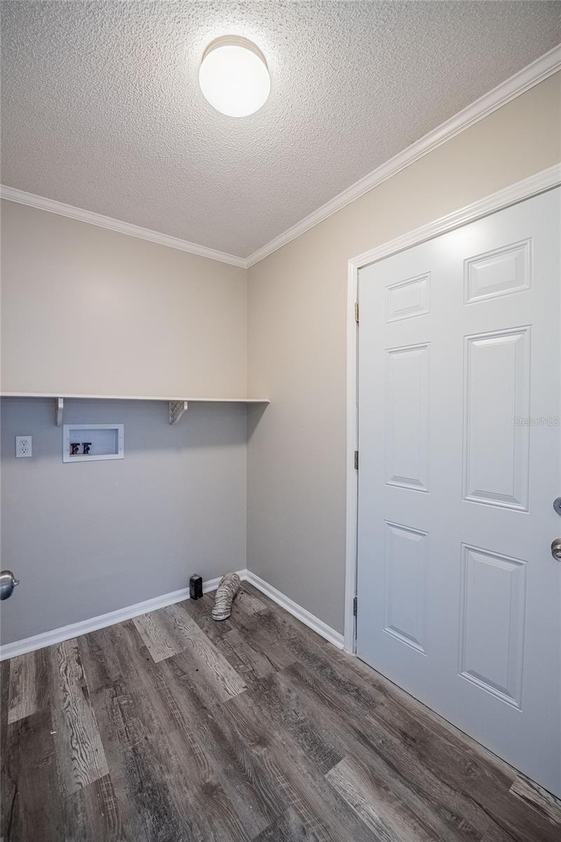 Image 13 of 16 For 9 Candlelight Loop