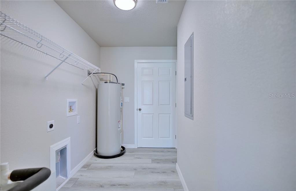 Image 26 of 42 For 2426 Wellston Road