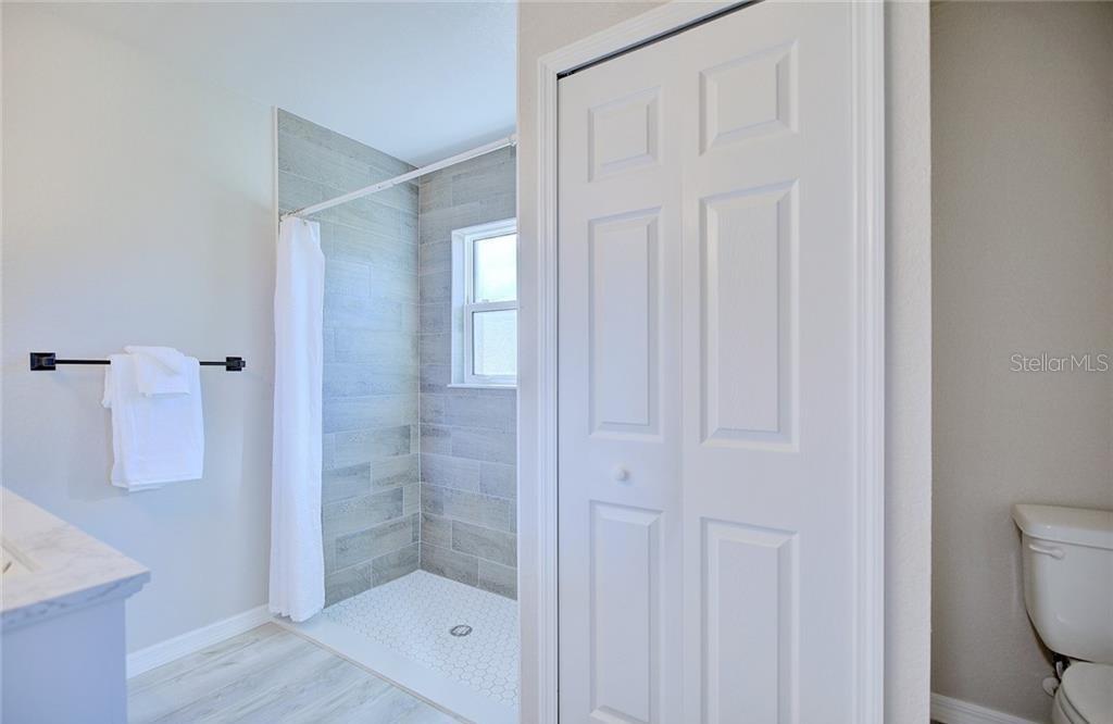 Image 32 of 42 For 2426 Wellston Road