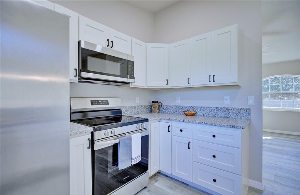 Image 8 of 42 For 2426 Wellston Road