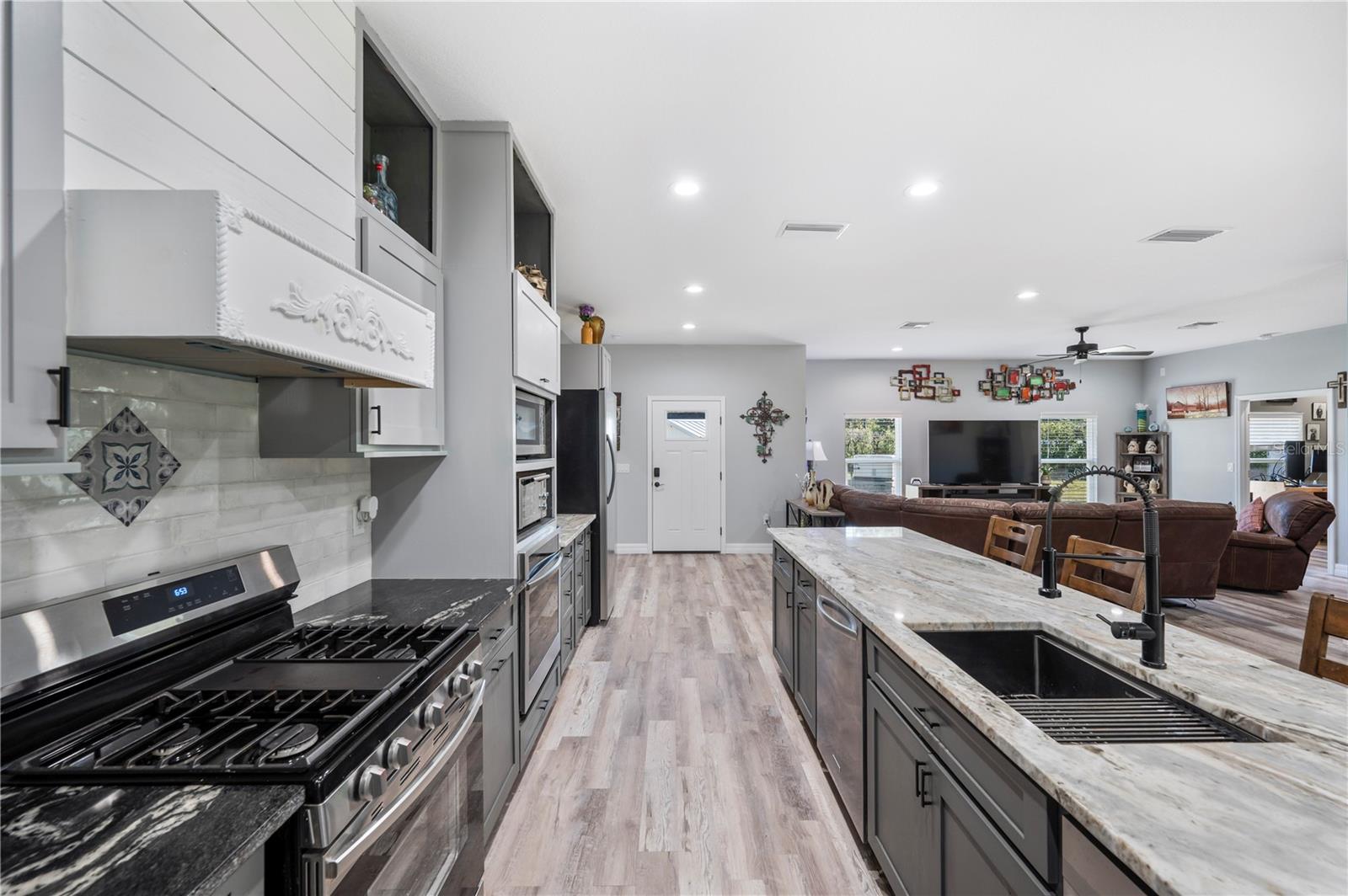 Image 11 of 76 For 2525 Ranchland Acres Road