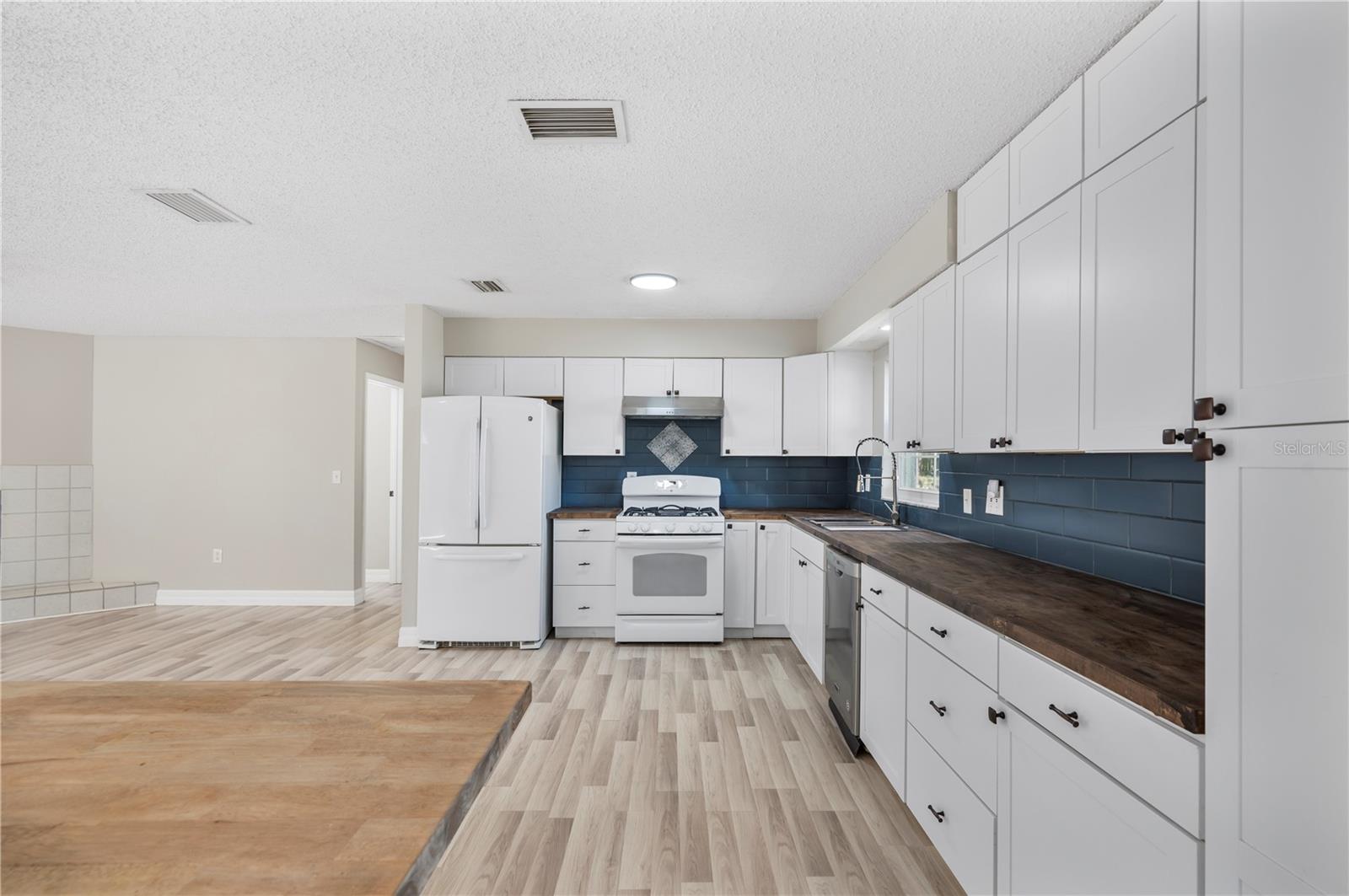 Image 50 of 76 For 2525 Ranchland Acres Road