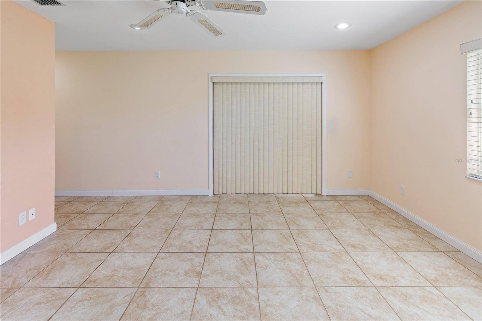 Image 15 of 51 For 731 Canberra Road