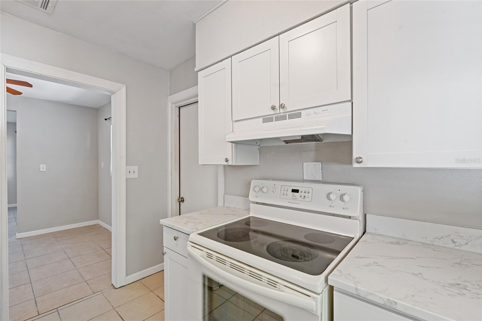 Image 16 of 42 For 3967 Arkansas Avenue Ne