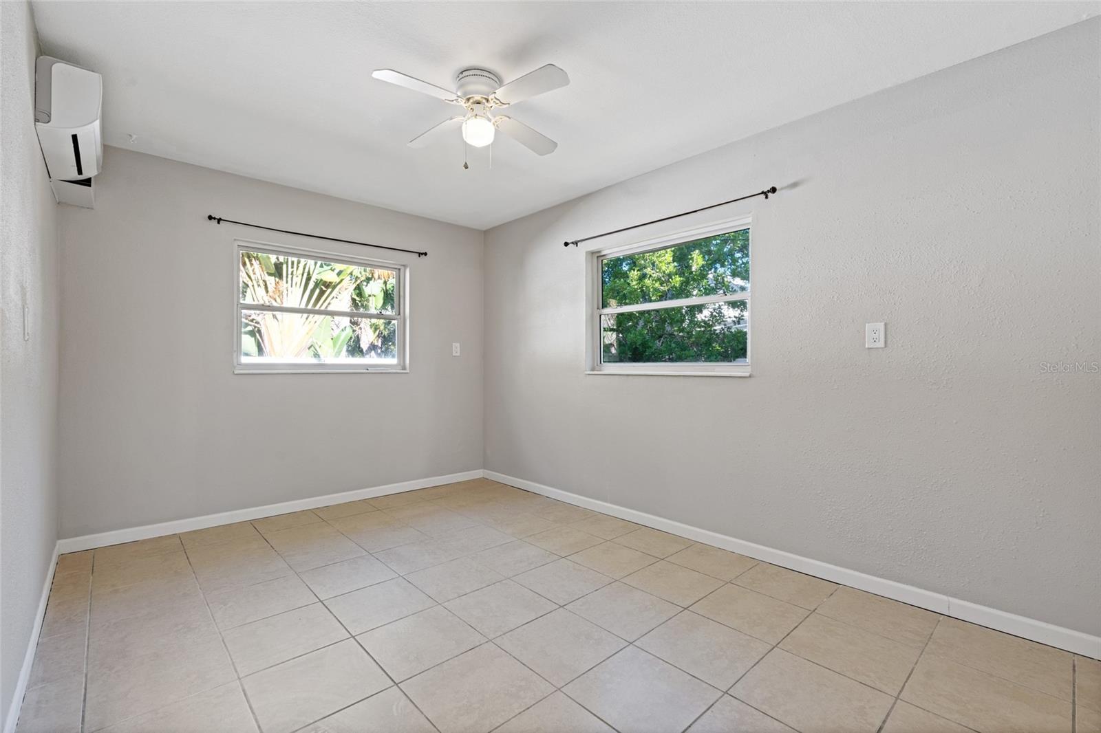 Image 18 of 42 For 3967 Arkansas Avenue Ne