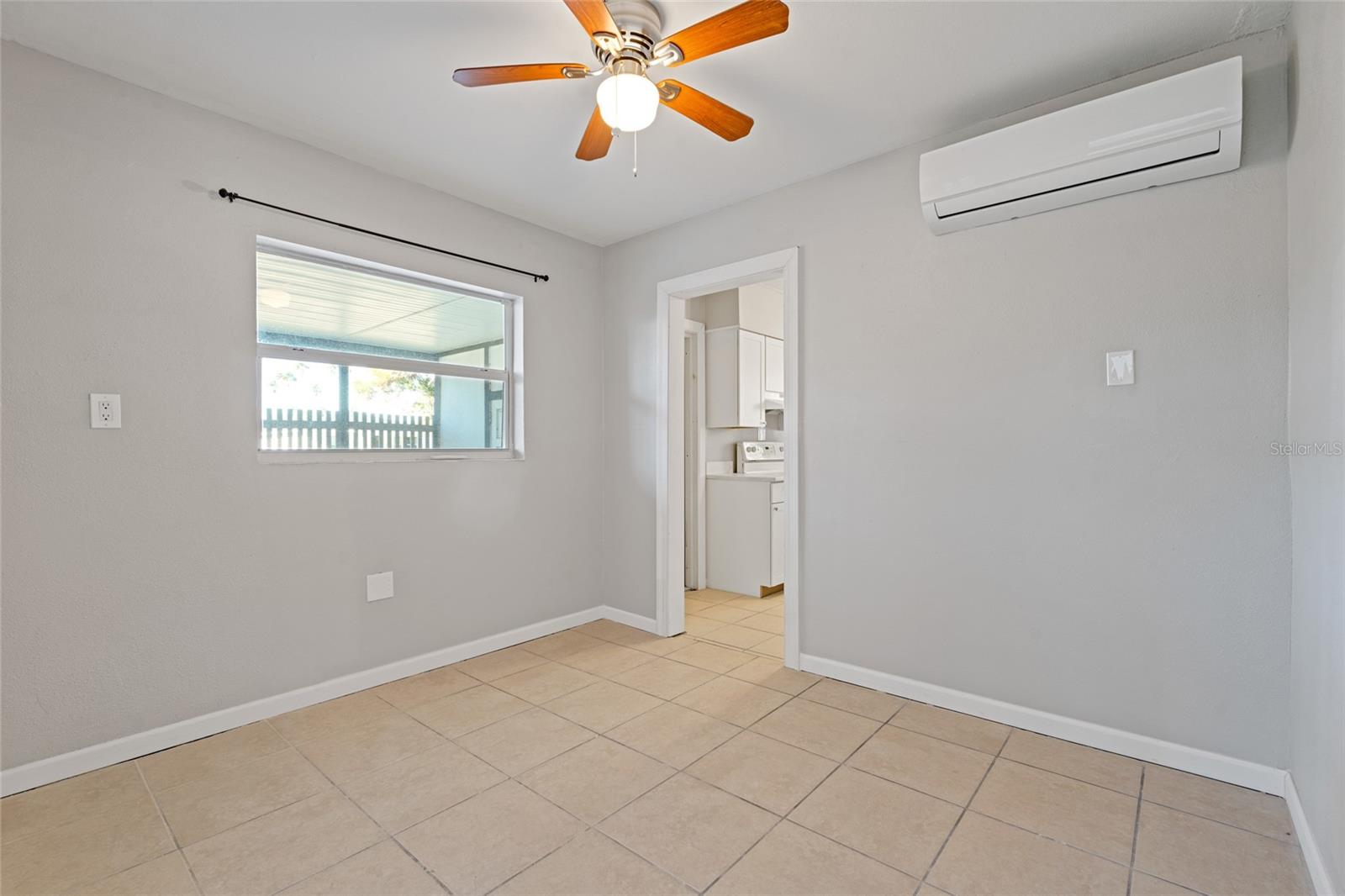 Image 9 of 42 For 3967 Arkansas Avenue Ne