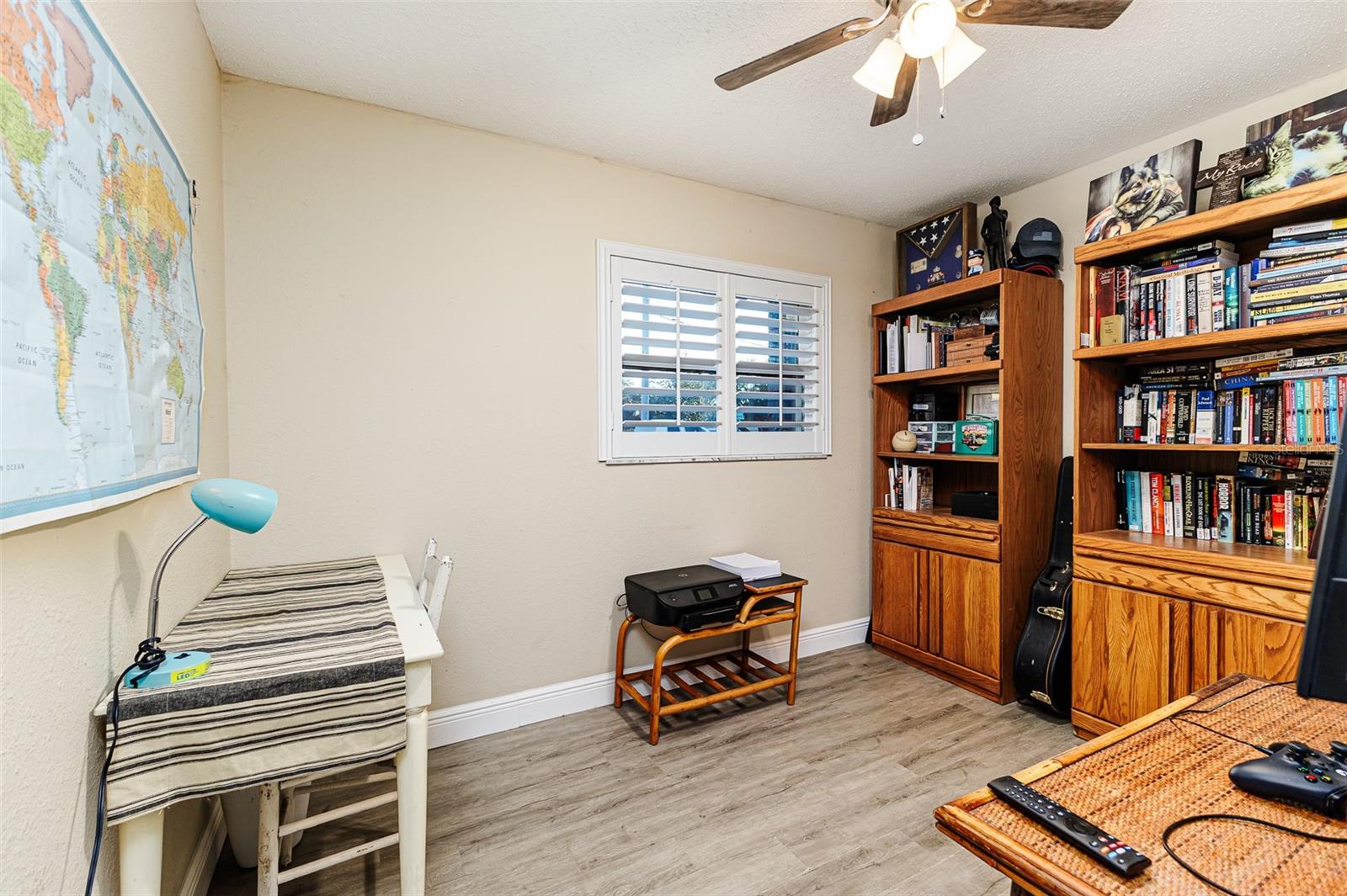 Image 5 of 21 For 1526 Edgewood Drive