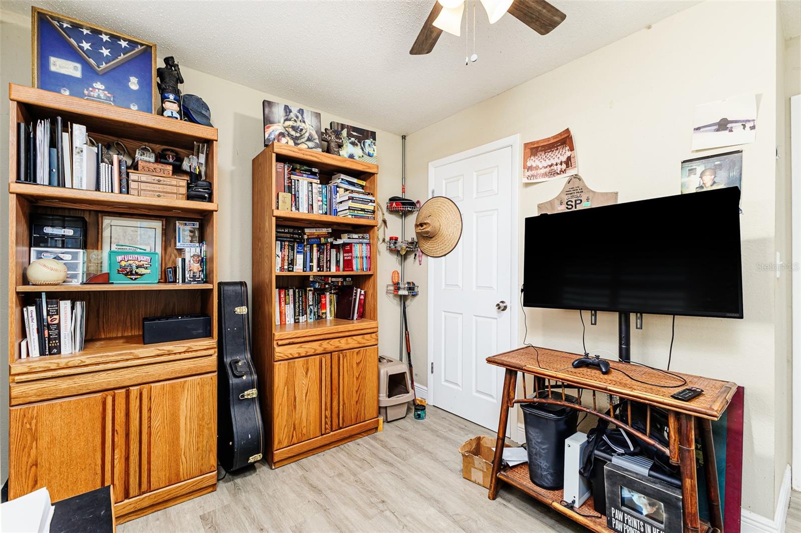 Image 6 of 21 For 1526 Edgewood Drive