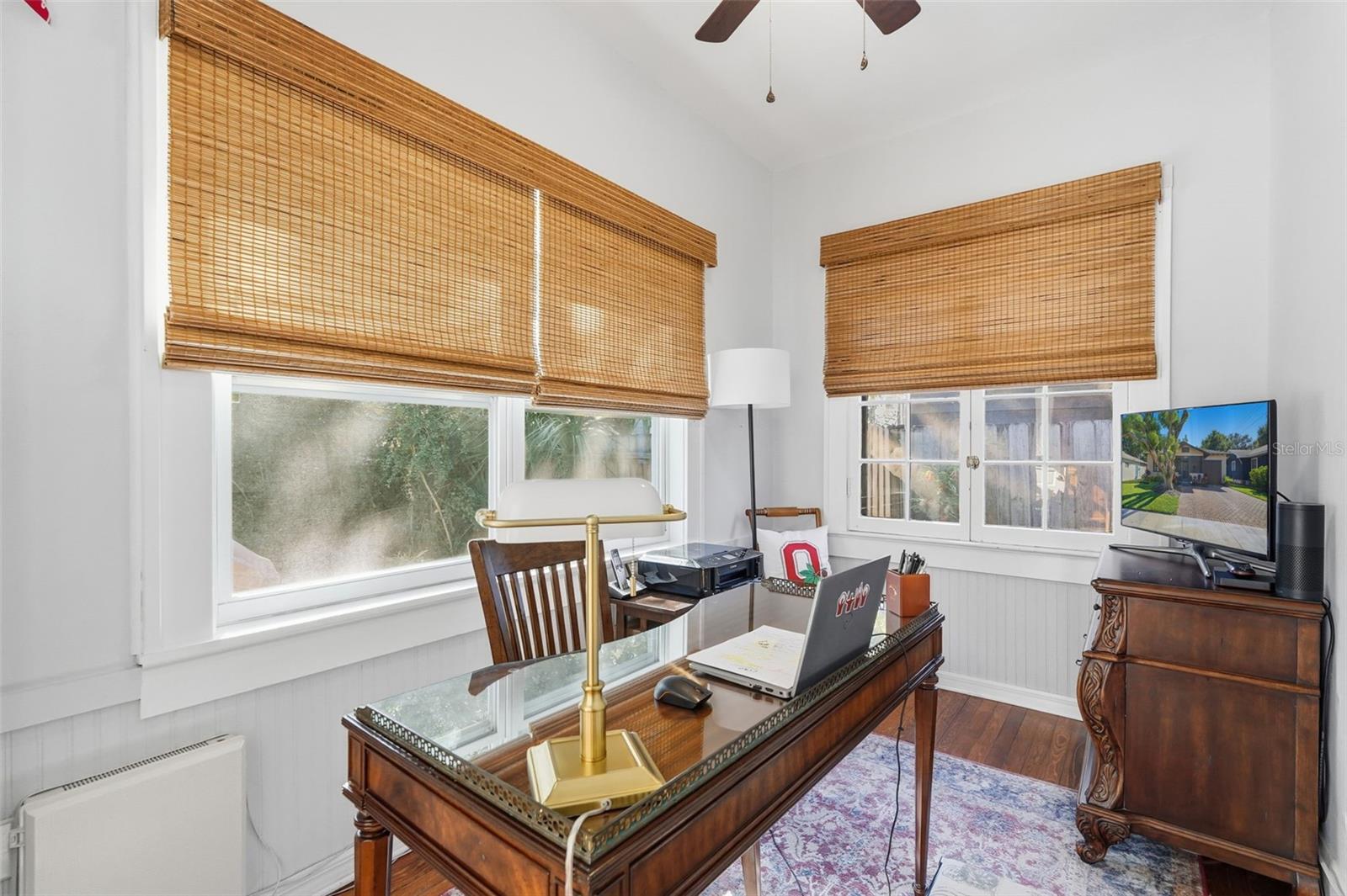 Image 33 of 46 For 825 Vistabula Street