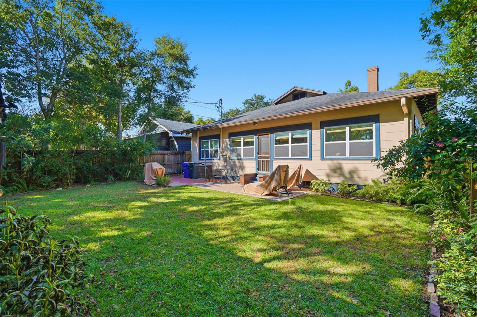 Image 36 of 46 For 825 Vistabula Street