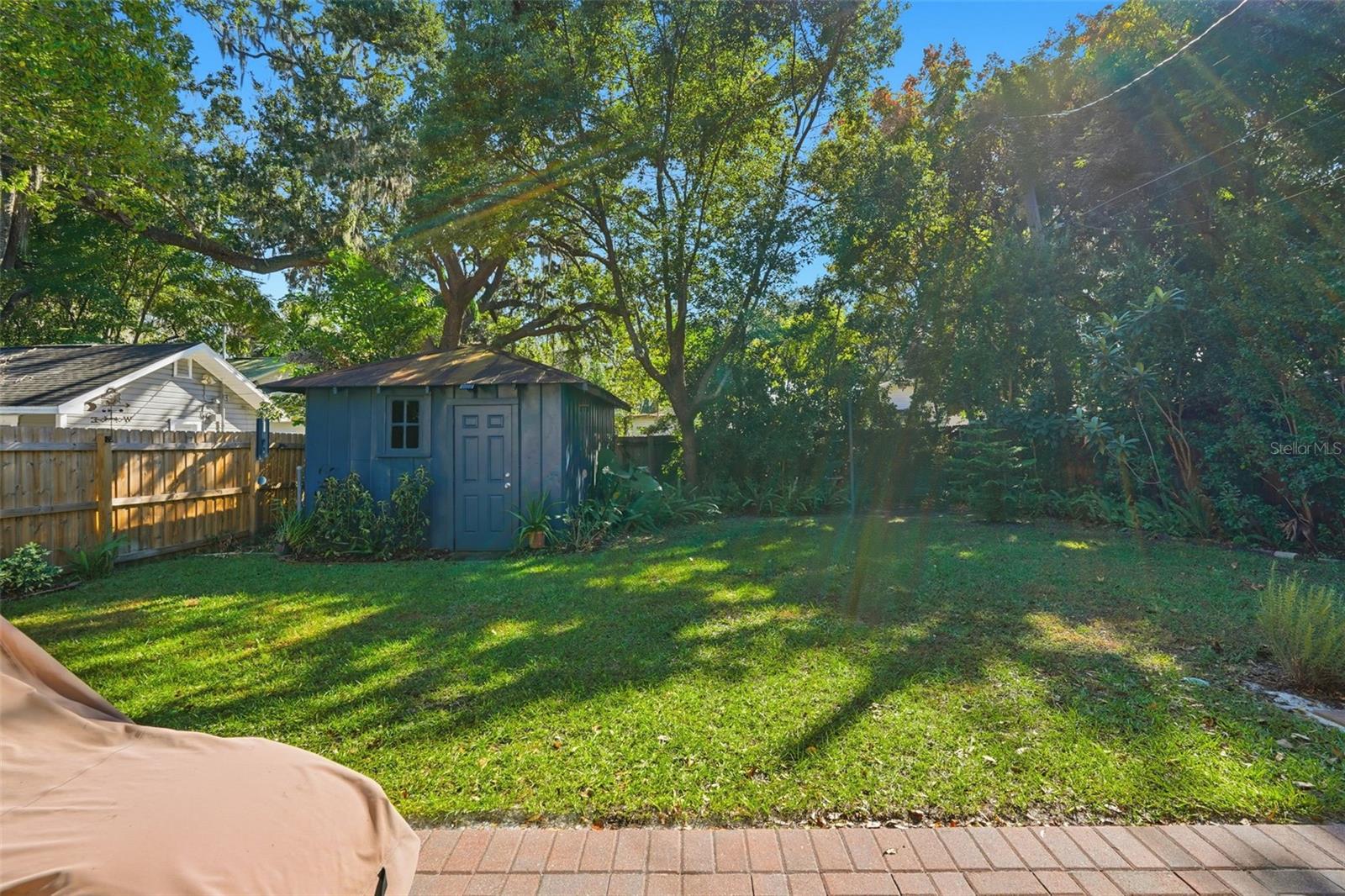 Image 38 of 46 For 825 Vistabula Street