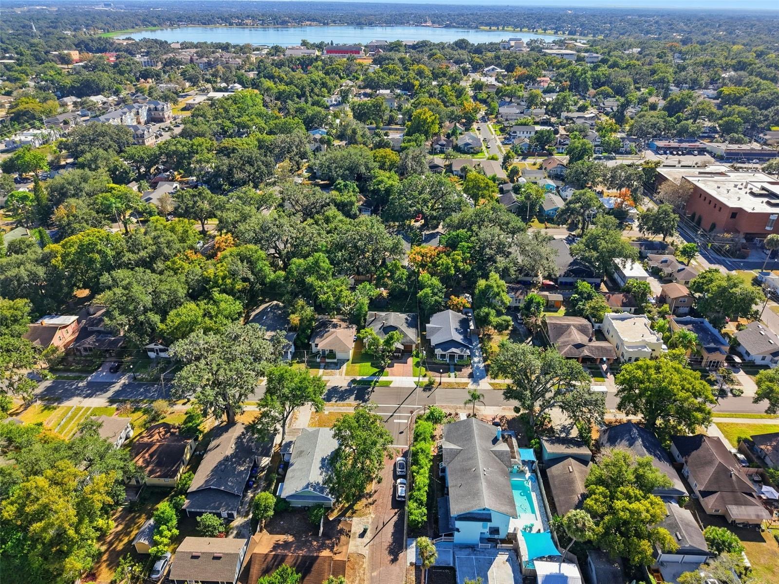 Image 44 of 46 For 825 Vistabula Street