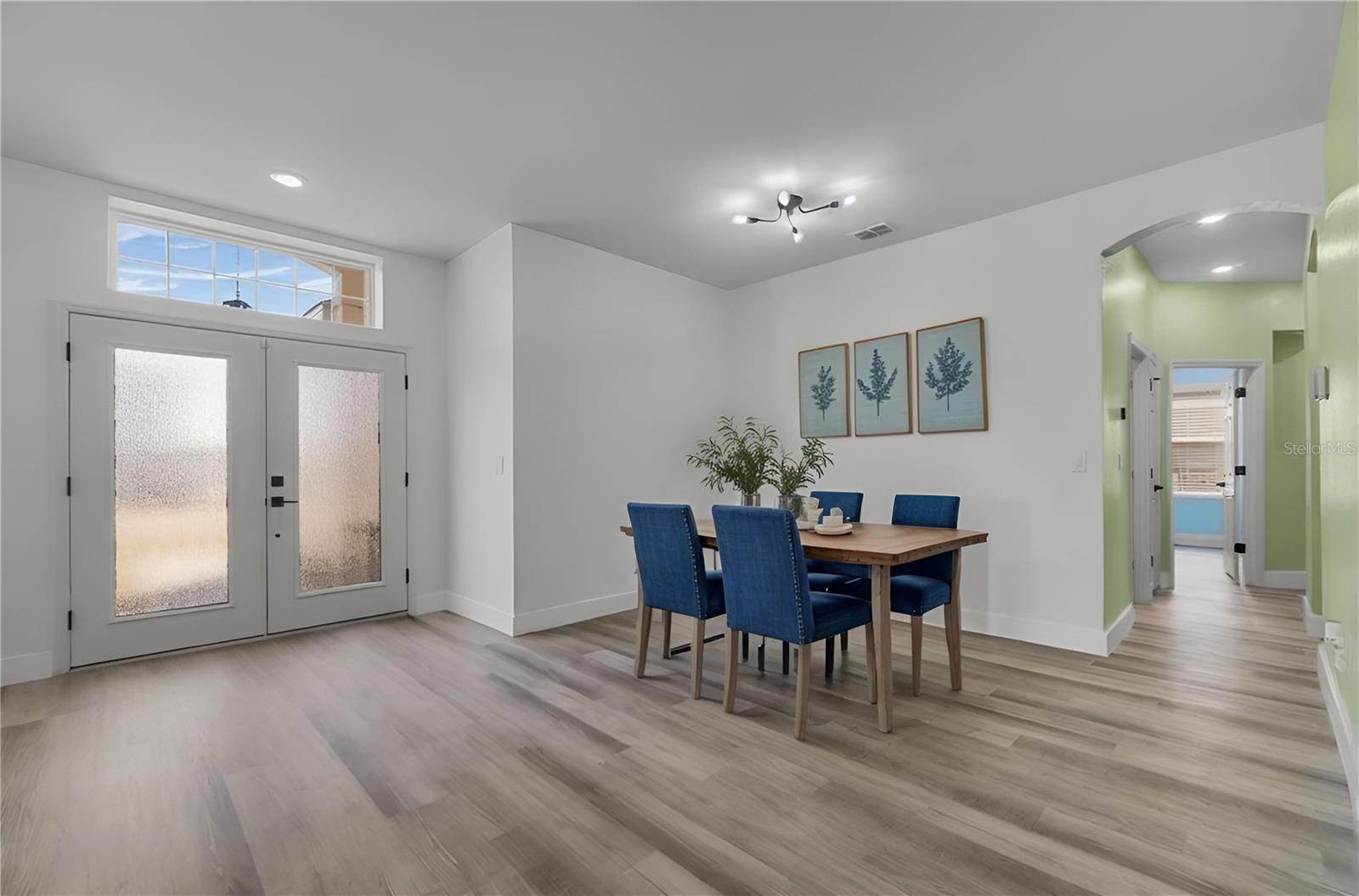 Image 15 of 21 For 185 St Thomas Drive